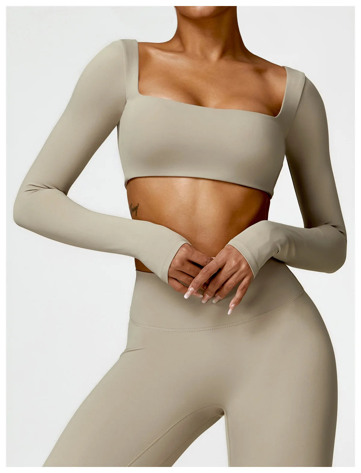 Aura Active - Flow Top